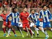 开云下载-沙尔克04连胜告终，客场惨遭汉诺威绝杀击败的简单介绍