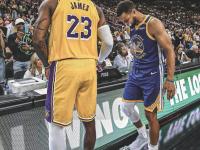 开云官网-勇士队在关键时刻逆转湖人队