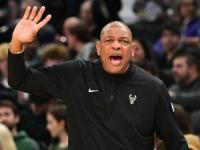 开云下载-凯尔特人胜大胜雄鹿领跑东部