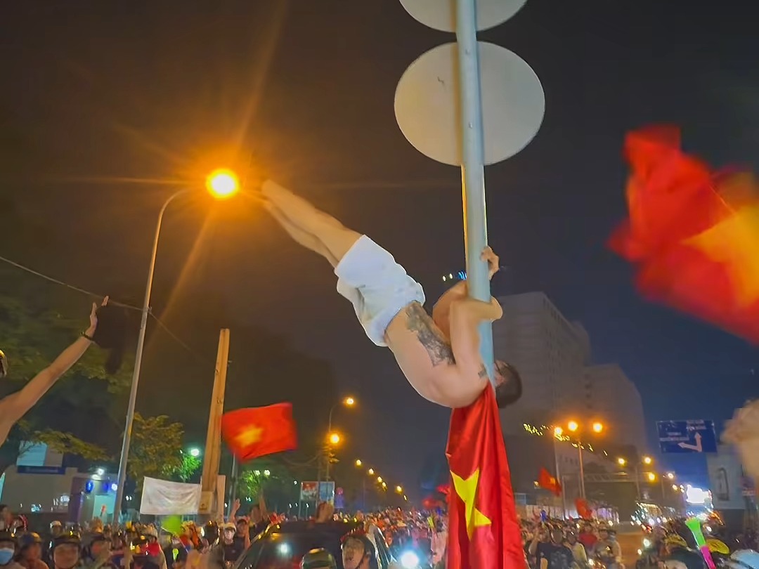 越南球队在亚洲足球舞台上获得胜利的简单介绍