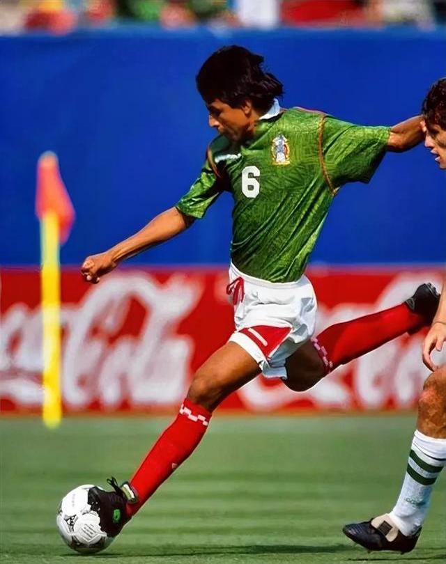 墨西哥队在比赛中取得关键胜利 墨西哥队在比赛中取得关键胜利