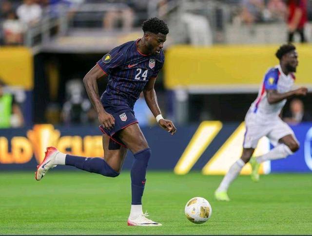 墨西哥队在比赛中取得关键胜利 墨西哥队在比赛中取得关键胜利