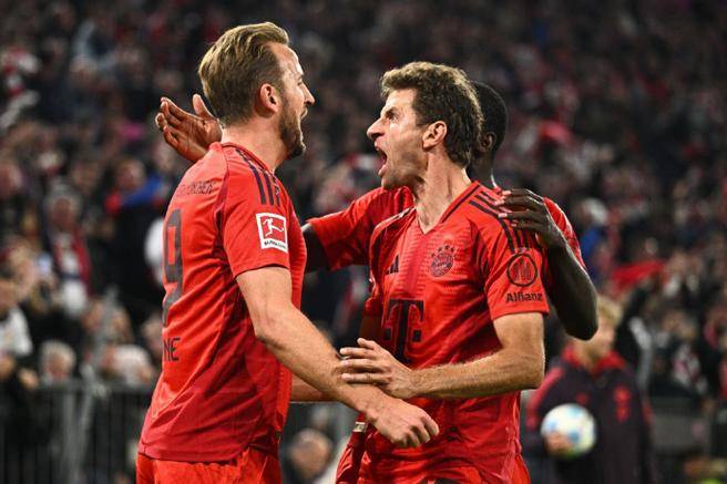 包含斯图加特球队调整战术，备战对阵沙尔克的词条