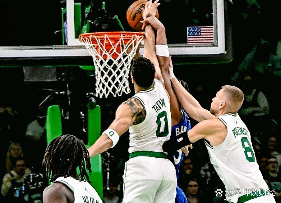 包含罗马尼亚篮球职业联赛完成升降级，联赛形势逐渐明朗的词条