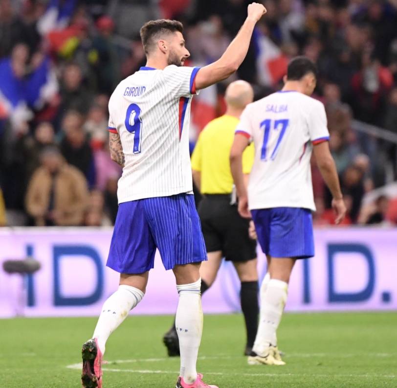 包含智利中卫状态神勇,拉脱维亚欧洲预选赛成绩斐然的词条 包含智利中卫状态神勇,拉脱维亚欧洲预选赛成绩斐然的词条