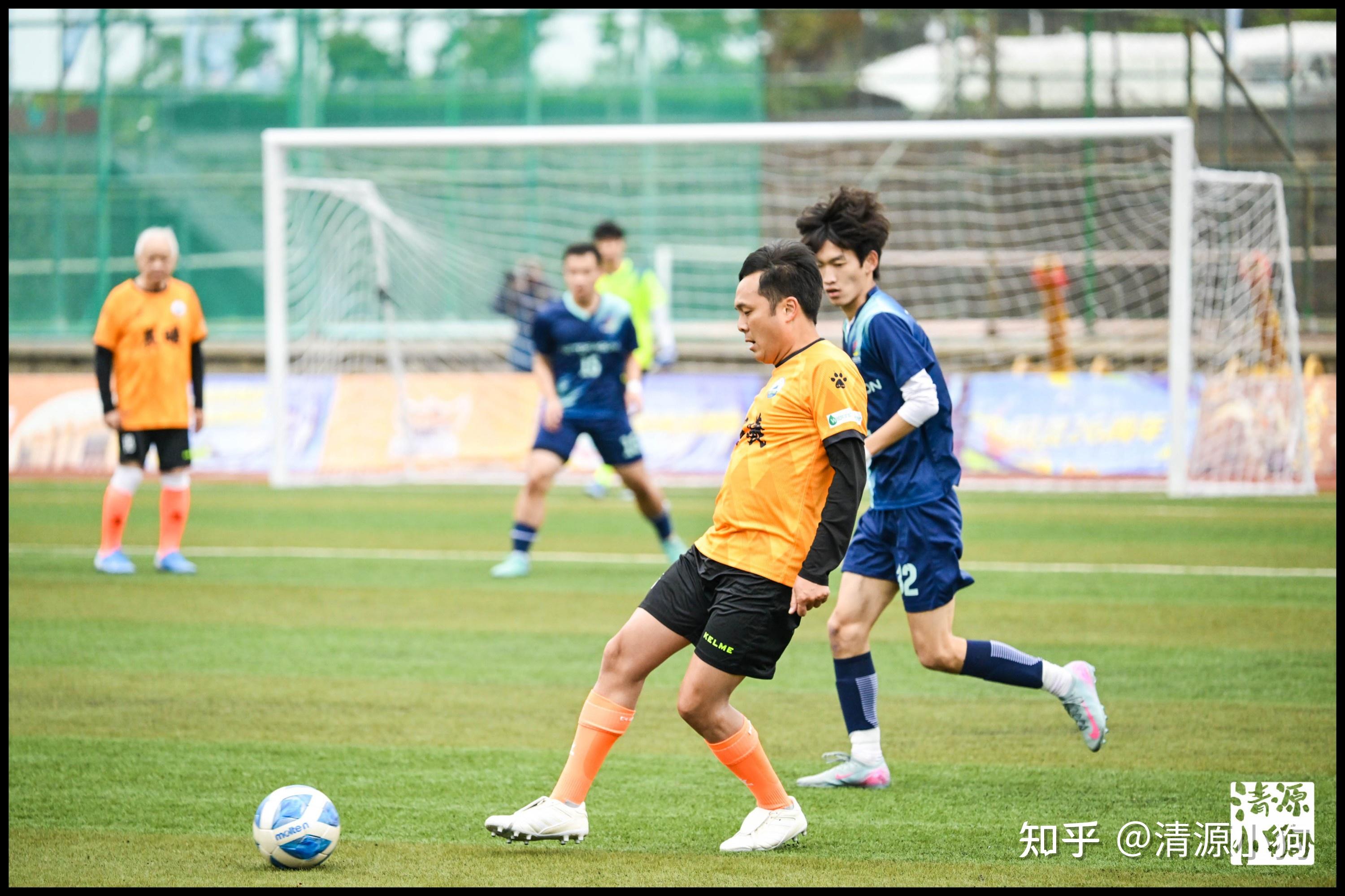 包含球场上激情飞扬亚洲球队不可阻挡的词条