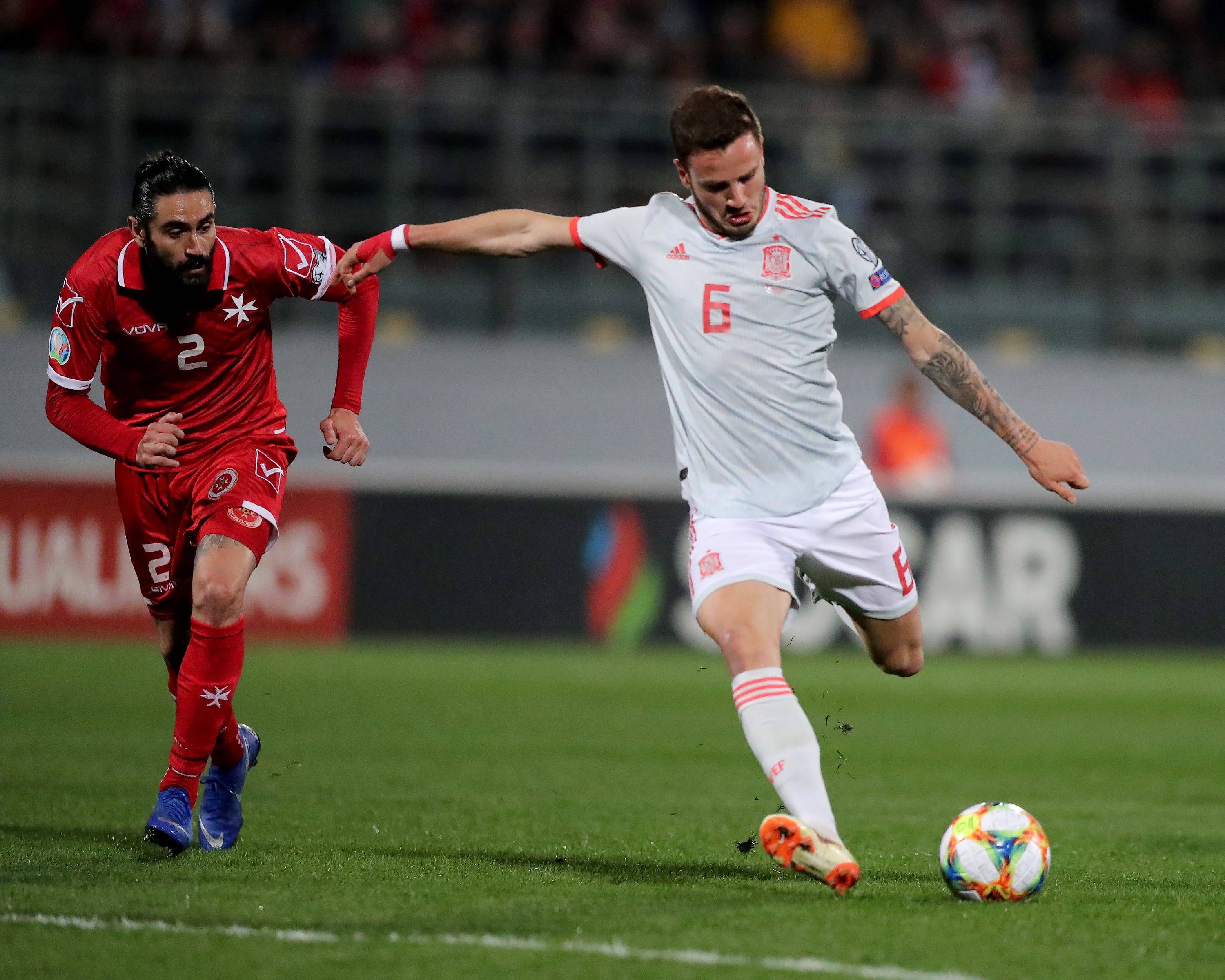 瑞士队与波兰队战成激烈平局 瑞士队与波兰队战成激烈平局