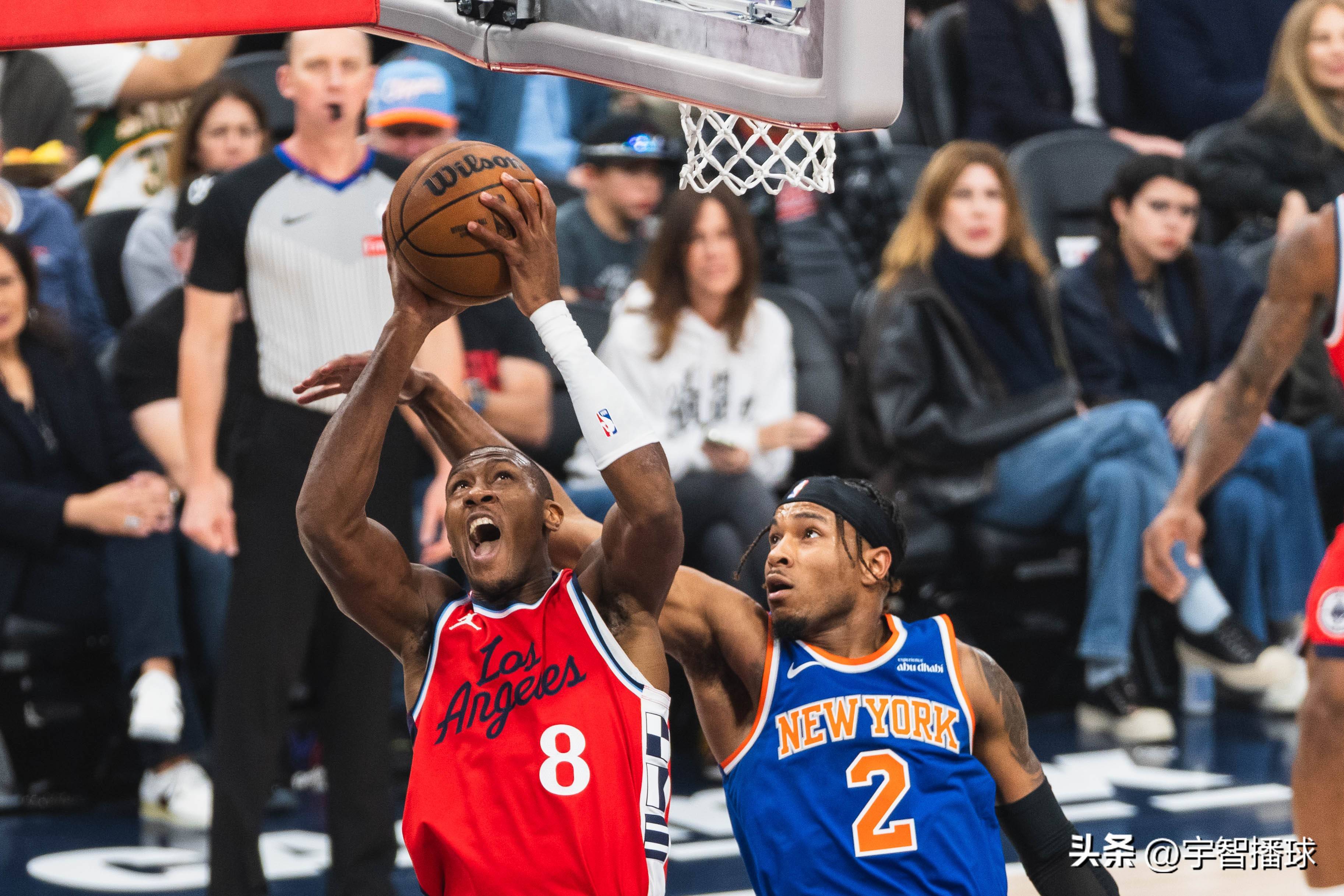 快船战胜尼克斯，保持领先