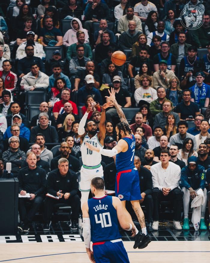 骑士逆转森林狼，赢得宝贵胜利