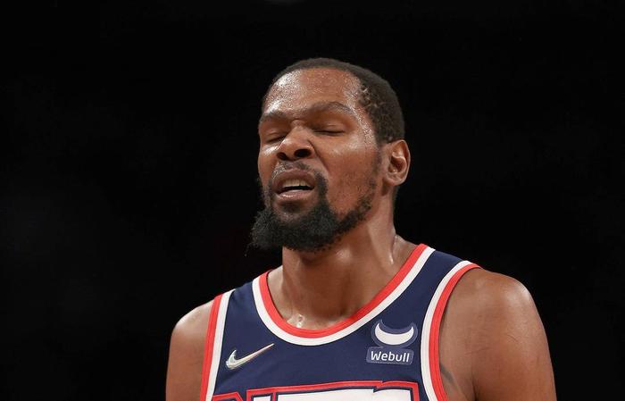 包含篮网112比98战胜魔术，继续保持不败纪录的词条