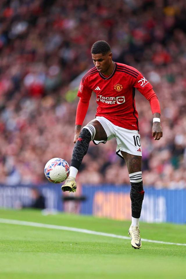 曼联逆转利物浦取得宝贵胜利的简单介绍 曼联逆转利物浦取得宝贵胜利的简单介绍