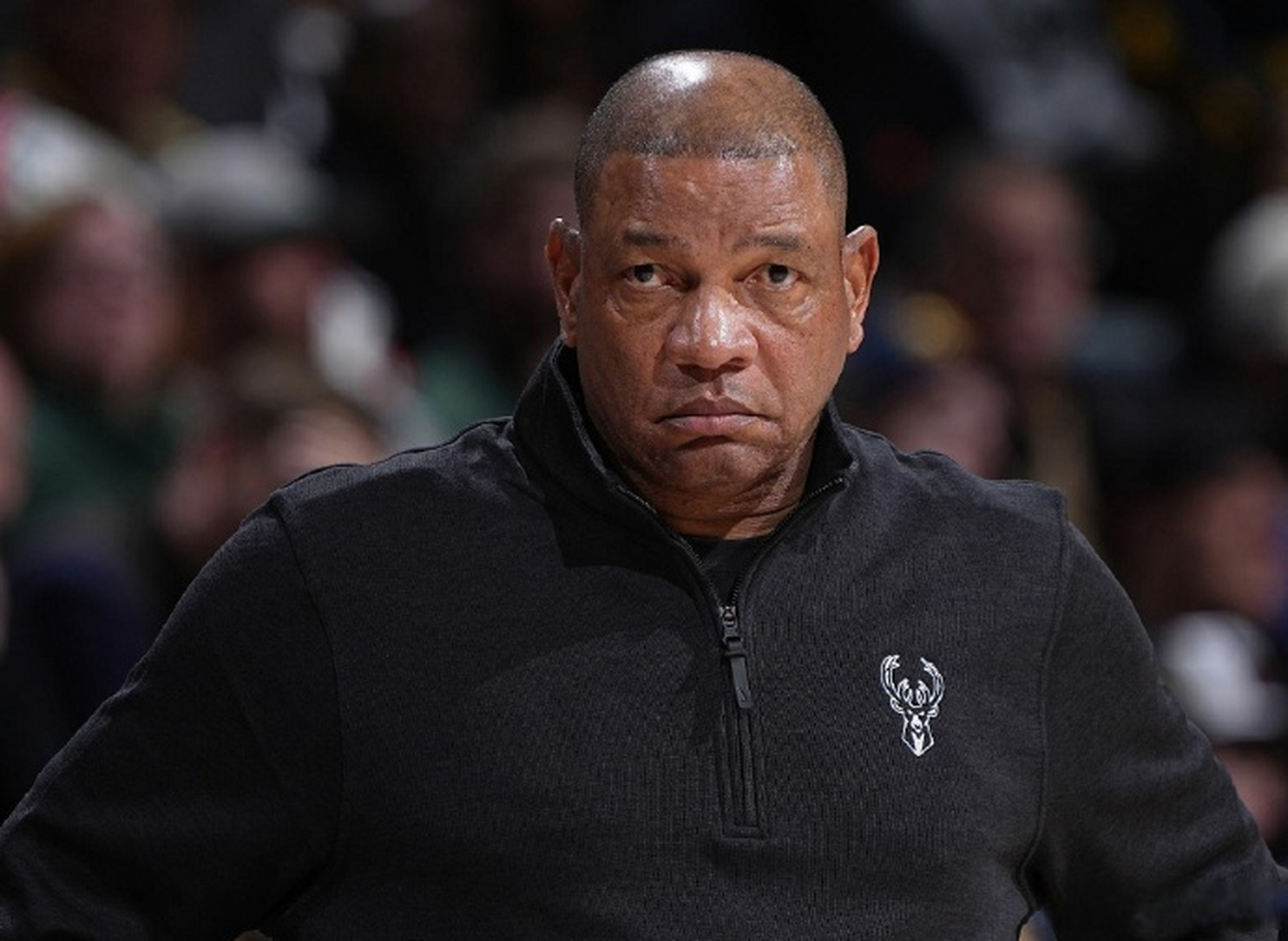 雄鹿不敌独行侠，陷入连败