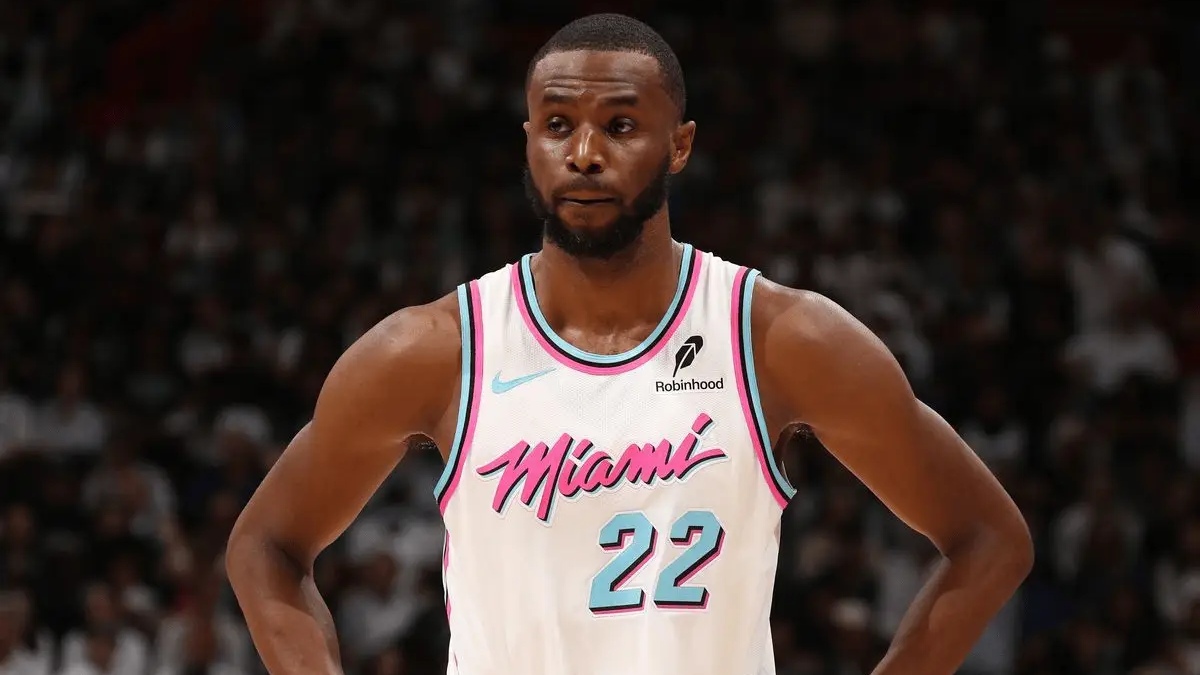 热火客场逆转魔术，连胜止步的简单介绍