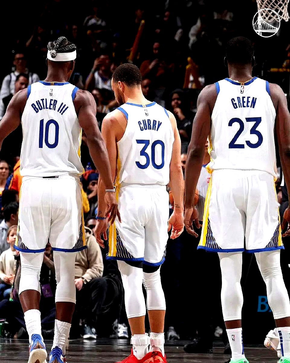 勇士逆袭开拓者，全队