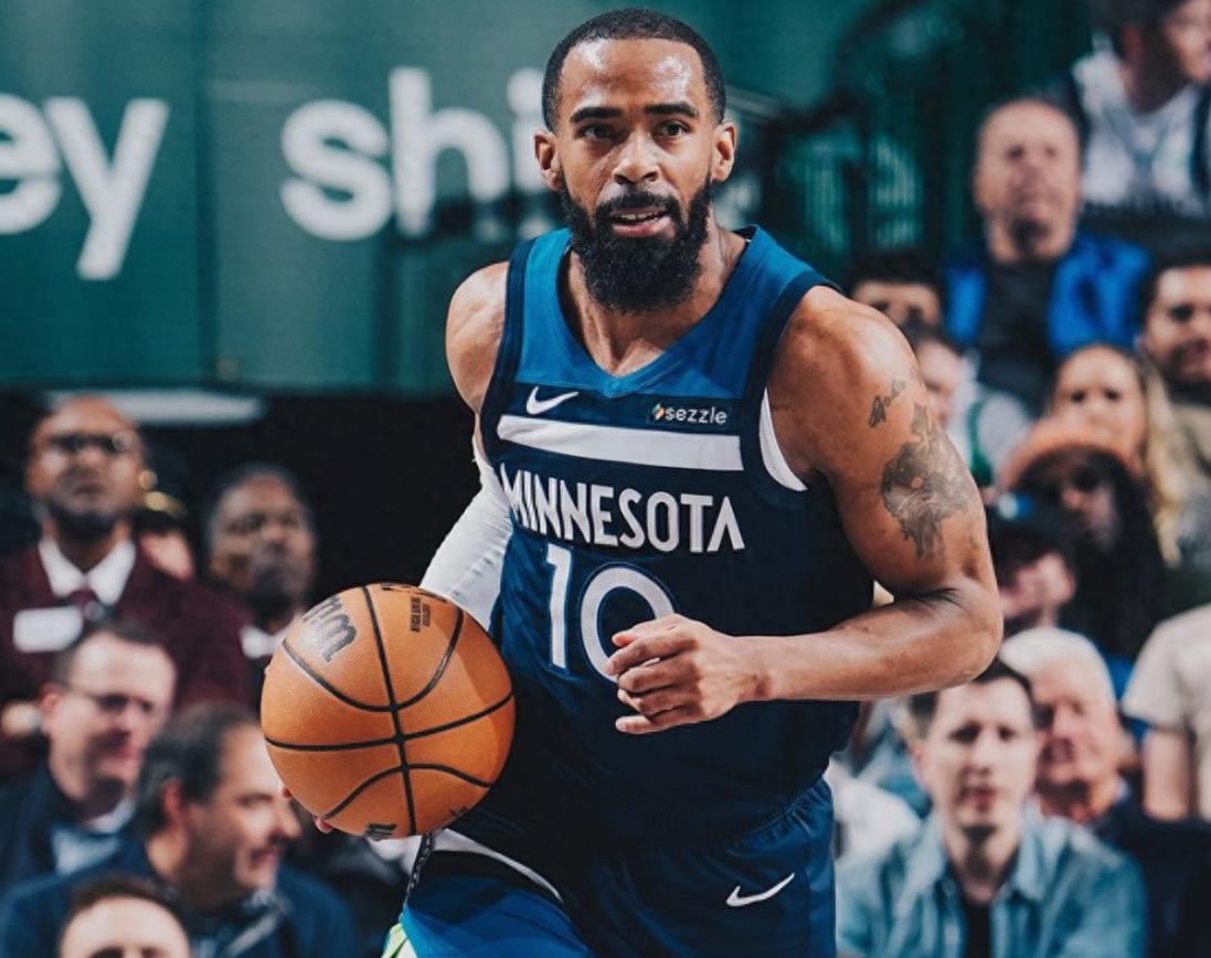 森林狼逆转独行侠,唐斯砍下35+12 森林狼逆转独行侠,唐斯砍下35+12