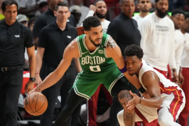 凯尔特人横扫篮网，轻松晋级